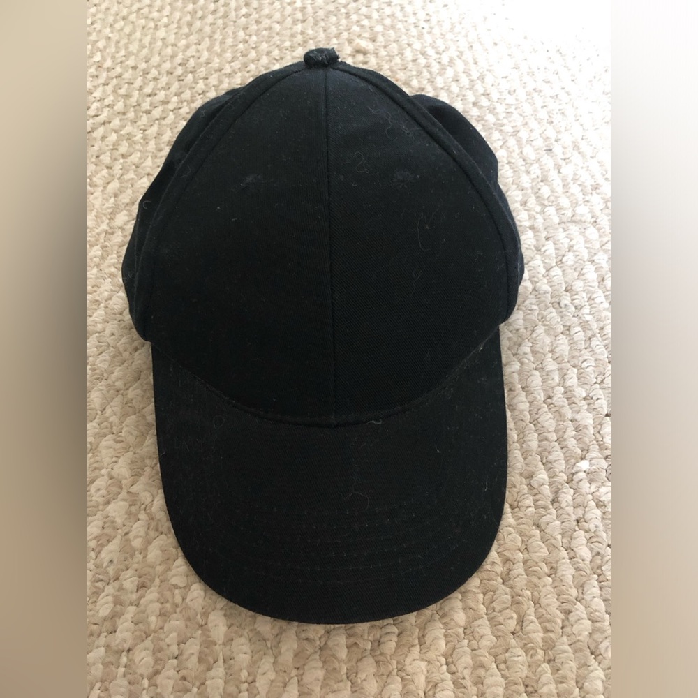 ASOS Men’s Classic Black Baseball Cap One Size
